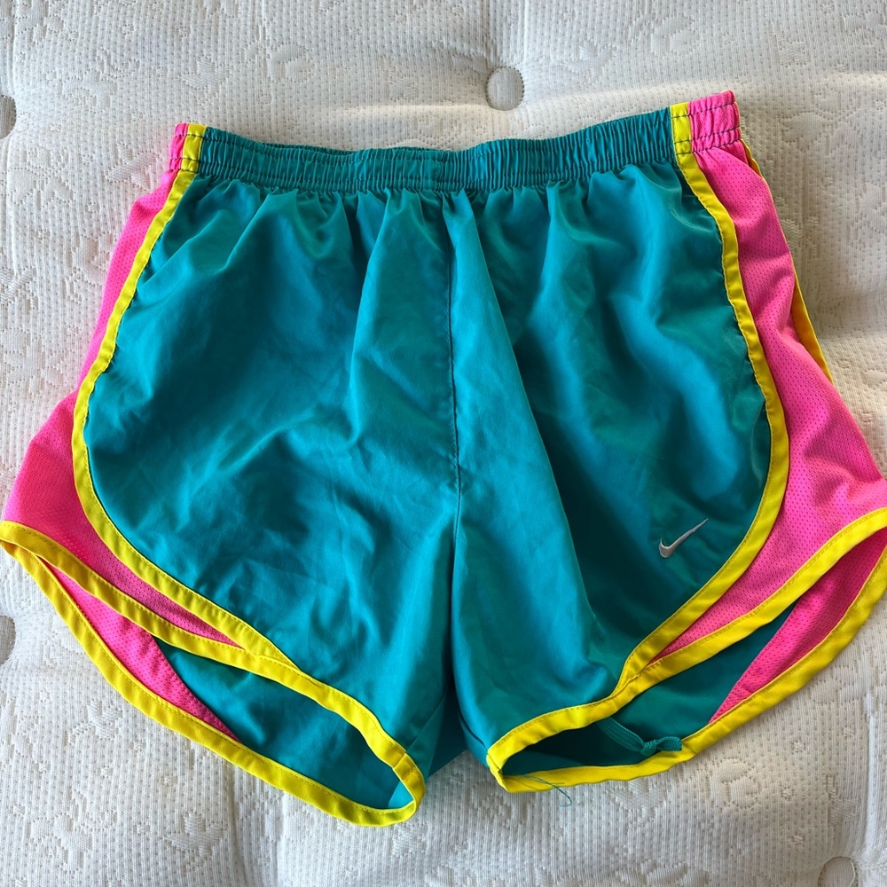 Nike women’s extra small shorts